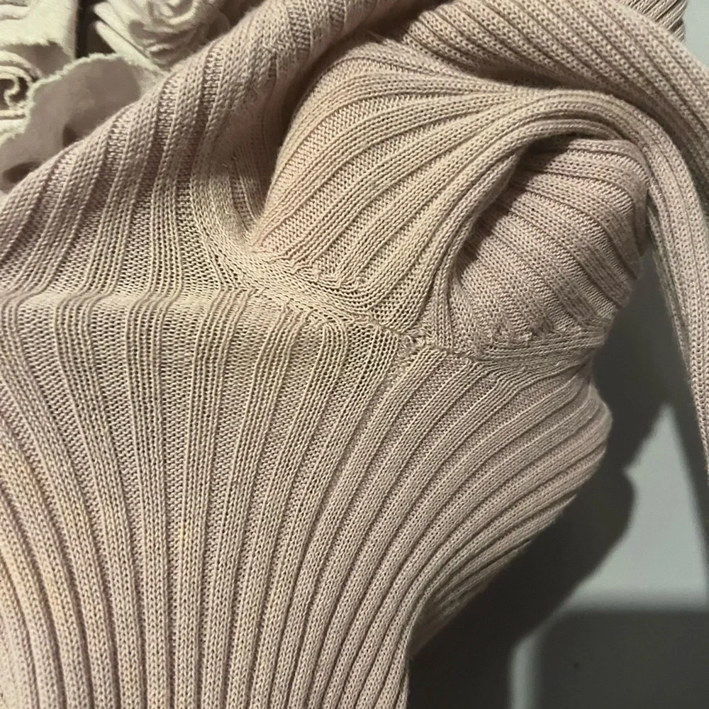 Marc Jacobs Ruffle Ribbed Top - Picture 6 of 8